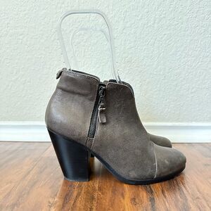 RAG & BONE Margot Heeled Booties Cap Toe Taupe/Espresso Leather